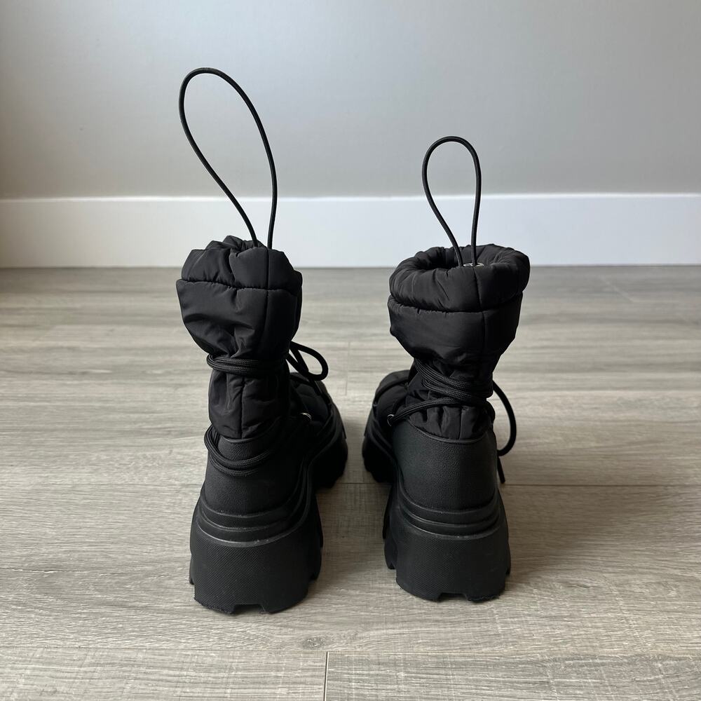 RAYE Bansko Puffer Snow Boots in Black - Picture 10 of 14